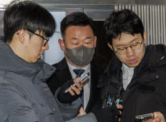 尹 체포 저지 경호본부장 석방…