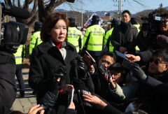 구치소서 尹 만난 권영세·권성동…야권 반발 및 당내서도 비판 나와