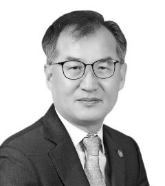 [시선과 창] 학교 설명회 열었던 고등학교들에 거는 기대