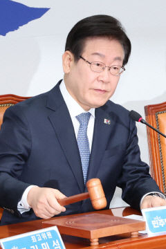 비명계의 이재명 공격에 방어 나선 친명계