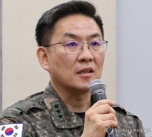 이진우, 尹탄핵심판서 “형사소송으로 답변 제한”…국회 측 질의 대부분 거부