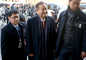 [속보] 이상민 “尹대통령한테 언론사 단전·단수 지시받은 적 없다”