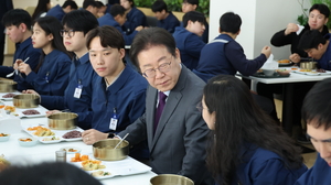 민주는 대권 경쟁 본격화하는데…속타는 국민의힘
