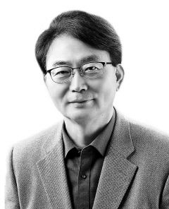 [김기억 칼럼] 尹 탄핵 시계 늦추고, 李 대법 선고 앞당겨야