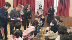 학교갈 아이가 없다…군위 4개 초등 10명 합동입학(종합)
