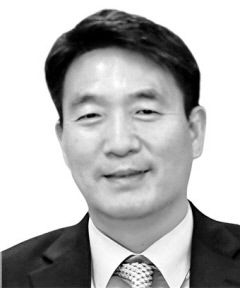 [시시각각(時時刻刻)] 국립경국대의 성공을 위해