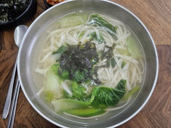 [대구 맛집] 평범한 비주얼? 한 젓가락에 감탄 '꽃게칼국수'