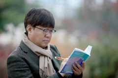 [Book Talk] 첫 동시집 `범고래 씨 인터뷰` 펴낸 대구출신 이대일 시인