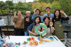 [위클리포유 커버 스토리] 지구·인간을 위한 '도넛경제'(2) 도넛 안은 인간성 박탈·도넛 밖은 생태 한계…지속가능한 번영 위한 균형 모델