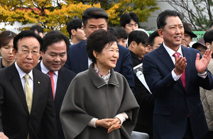 국민의힘 지도부 3일 대구서 박근혜 예방…보수 결집 나섰나