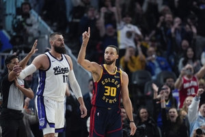 커리, NBA 최초 ‘3점 4천개’ 금자탑