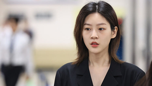 故김새론 유족, 유튜버 이진호 명예훼손 혐의로 경찰 고소