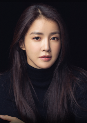이시영 ‘요식업 큰손’ 사업가와 결혼 8년만에 파경
