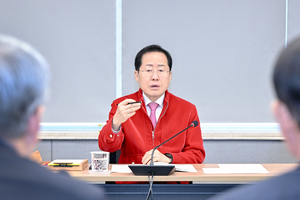 홍준표 “대통령 탄핵 기각시 역점 사업 추진, 인용시 대선 나갈 수 밖에”