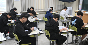 3월 학평 국어·수학, 작년 수능과 비슷…영어 어려워