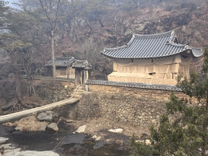 산불 위기 속 지켜낸 문화유산…안동 만휴정과 묵계서원 ‘무사’