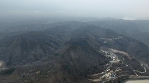 의성 산불 7일째…날 밝자 영덕·청송·영양 중심 진화 재개