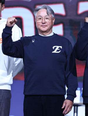 이번 주 프로야구 개막한다는데 감독들 이러고 있네 (사진 5장)