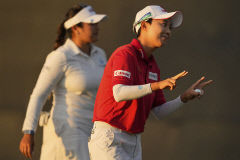 `짜릿한 연장 승리` 김효주, 1년 5개월 만에 LPGA 우승
