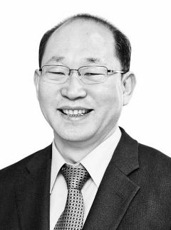 [이재윤 칼럼] 운명의 날이 밝았다