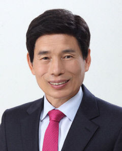 [기고] 잿더미 위에 다시 희망을 심다