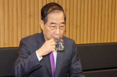 헌재, 韓 대행 재판관 후보자 지명에 ‘제동’…총리실 “결정 존중”