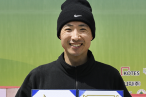 [제18회 영남일보 국제하프마라톤] 남자 하프코스 부문 우승자 홍수만