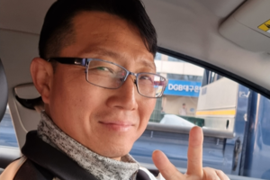 [동네뉴스] 헌혈 천사 김종학씨 “100회 달성못했지만 헌헌 순간이 가장 행복했어요”