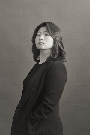 결핍과 치유의 기록…젊은 시조시인 이나영의 ‘나의 파수꾼에게’