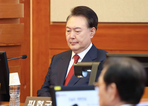 [대통령탄핵] “나라가 걱정된다”… 윤 전 대통령 탄핵 인용에 보수 지역 들썩