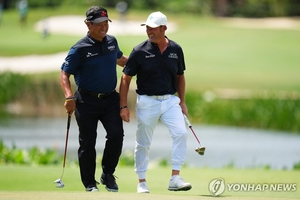 최경주, PGA 챔피언스투어 제임스 하디 인비테이셔널 준우승(종합)