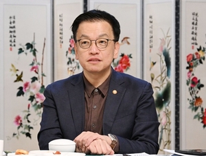 최상목 부총리 “다음 주 초 ‘10조 추경’ 세부 내용 발표”