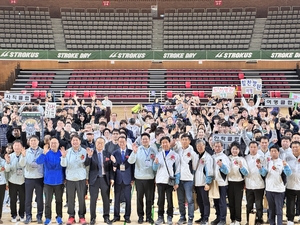“배드민턴으로 하나된 동래”…제22회 힘찬병원배 대회 성황