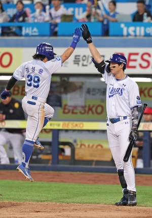 삼성 라이온즈, 21안타 3홈런 폭발...KBO 역대 첫 2만6천타점 기록