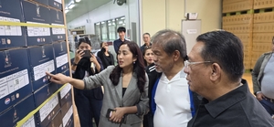 필리핀 민다나오섬 미사미스 오리엔탈주지사 피터 우나비아, 계절근로자 격려 위해 상주시