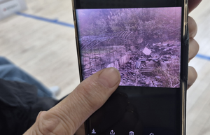 “텃밭서 화마 피해 산속 1시간여 헤매” 주민들 산불 대피소서 밤새 뜬눈