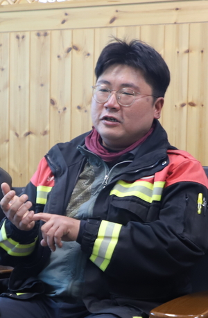 “경보음 따라 불 속으로”…봉화 화재 막은 이광희씨