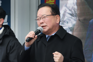 김부겸, 민주당 대선 경선 ‘불참’ 공식화… 비명계 구심점 상실