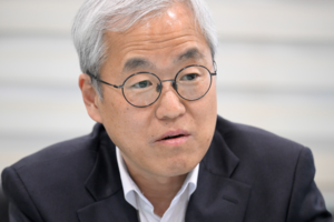 “산불 땐 기상청도 즉시 출동…현장 바람 예측해 진화헬기 시야 확보”