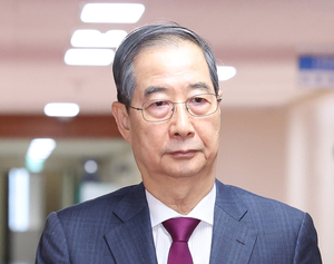 한덕수 차출론 두고 국힘 내부 신경전… 지도부 “경선에 찬물 끼얹는 행위”