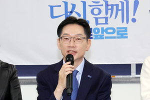 ‘민주당 경선 2김 연대론’에 김경수, “비전·정책 경쟁이 최우선”