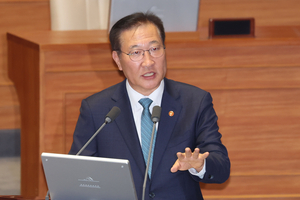 박성재 법무부 장관VS민주당…대정부질문서 ‘내란’ 두고 신경전