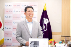 Mayor Kim Jang-ho of Gumi 