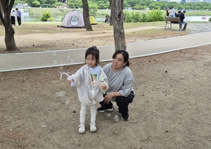 “기초생활비 120만원중 80만원 저축” 한부모가족시설서 다섯살 딸과 자립 꿈