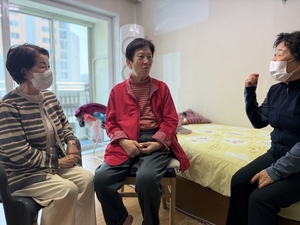 “어버이날 홀로 보낼까 걱정했는데…노노케어 봉사자 있어 든든”
