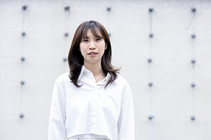 “이제는 혼자 사는 모습도 어엿한 하나의 ‘가족 형태’가 아닐까요? ”
