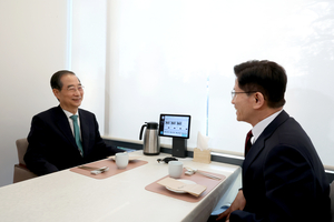[속보] 김문수 “한덕수, ‘당에 맡기겠다’ 말 반복…제가 생각하는 단일화 방안 말씀드려”