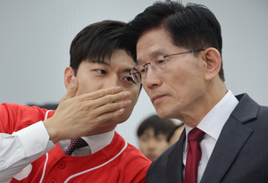 尹 출당 강하게 촉구하고 나선 친한계
