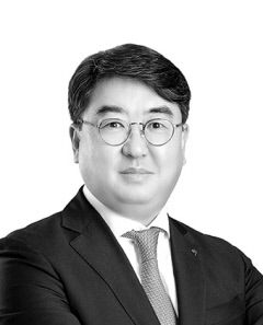 [아침을 열며] 보수정치의 처절한 혁신을 요구한다