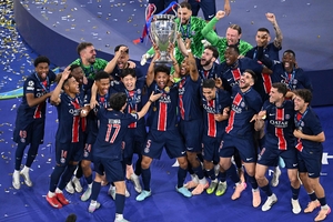 이강인, 박지성 이후 17년 만에 UCL 우승…PSG 첫 ‘빅이어’
